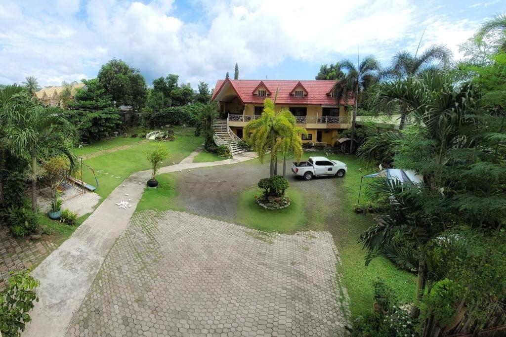 Sunny Point Hotel Davao Stadt Exterior foto